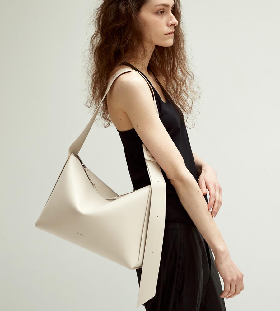 [OUT OF STOCK]  LOG ZIP BAG - Artificial Leather_IVORY